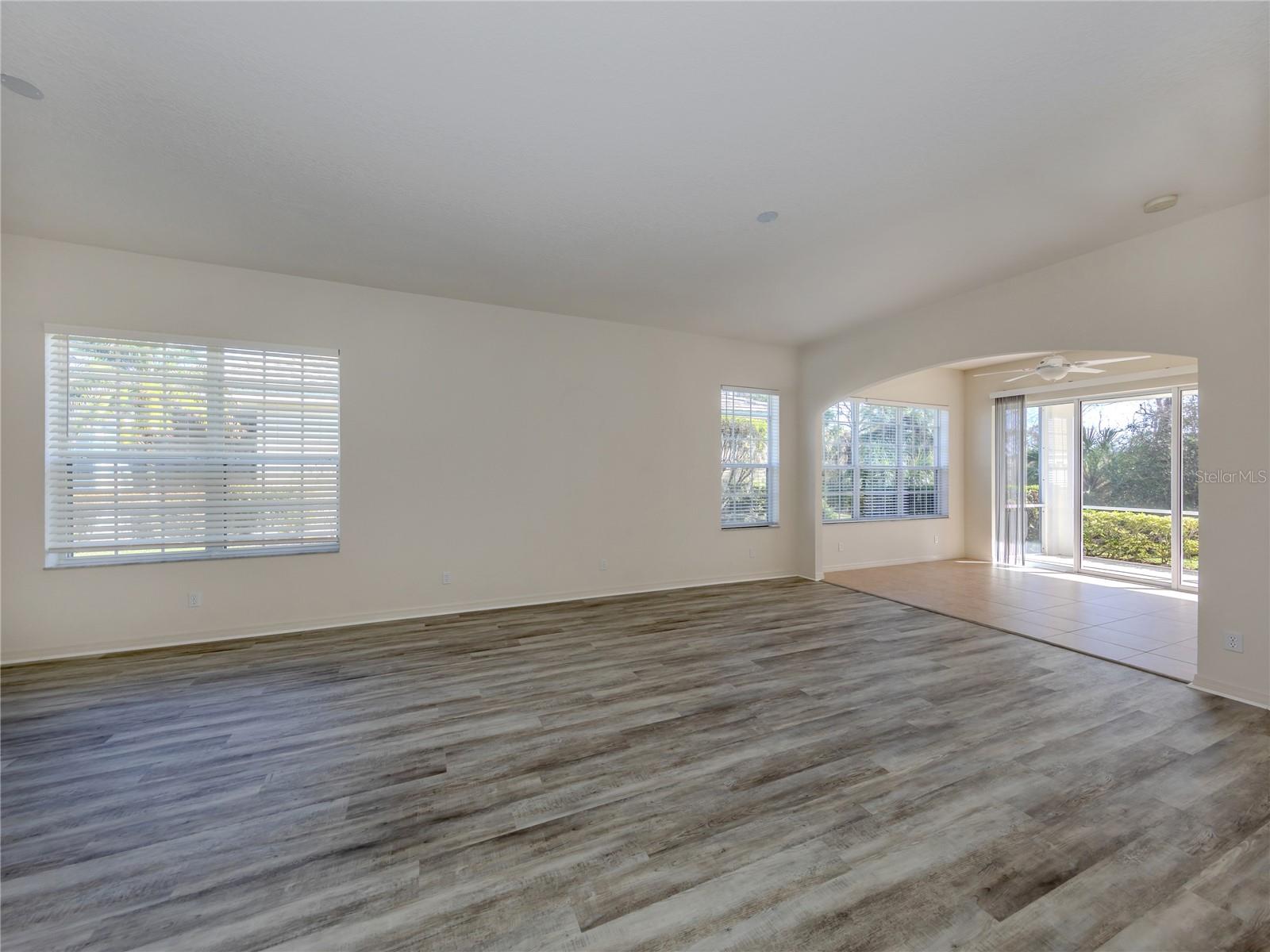 BUCKINGHAM MEADOWS ST ANDREWS E PLANTATION PH - Residential