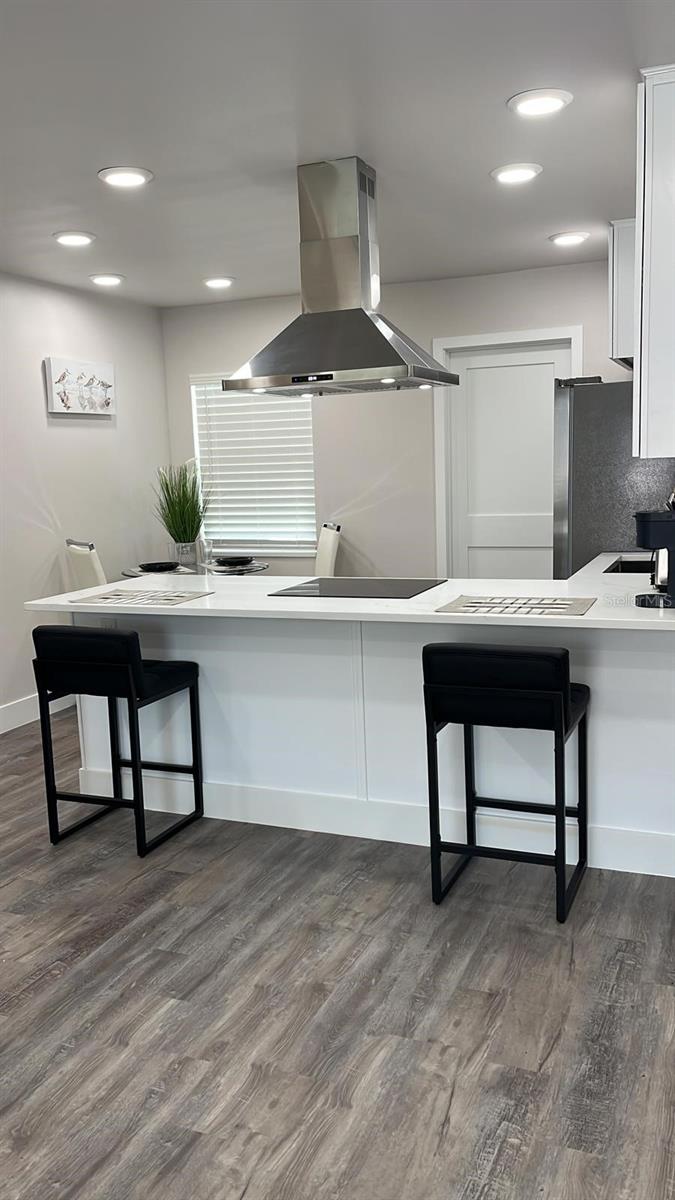 THREE PALMS POINT - Residential Income