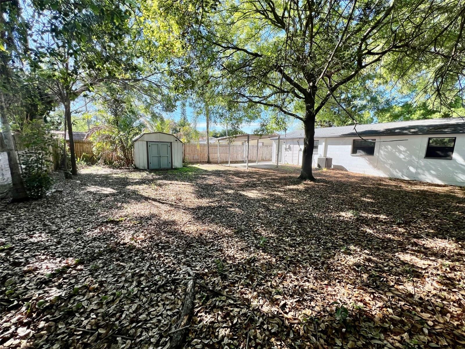 FAIRLAWN PARK MANOR - Residential Lease