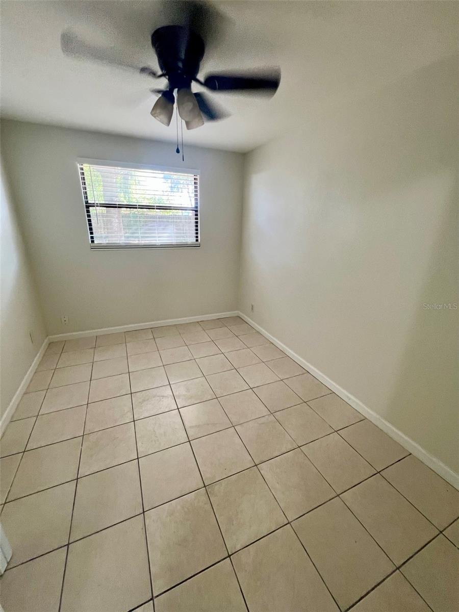 FAIRLAWN PARK MANOR - Residential Lease