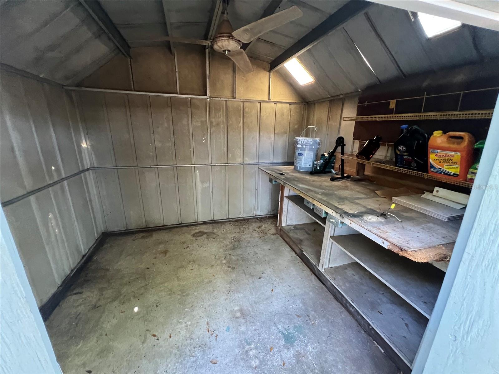 FAIRLAWN PARK MANOR - Residential Lease