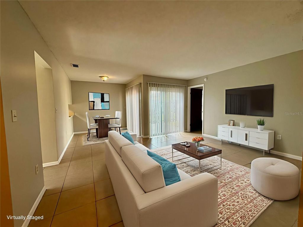 Photo of 422 Hunter Circle, Kissimmee, FL 34758 (MLS # S5137148)