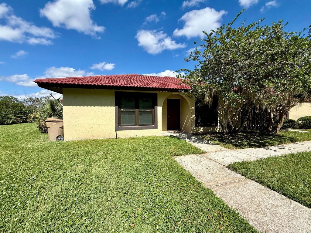 Photo of 422 Hunter Circle, Kissimmee, FL 34758 (MLS # S5137148)