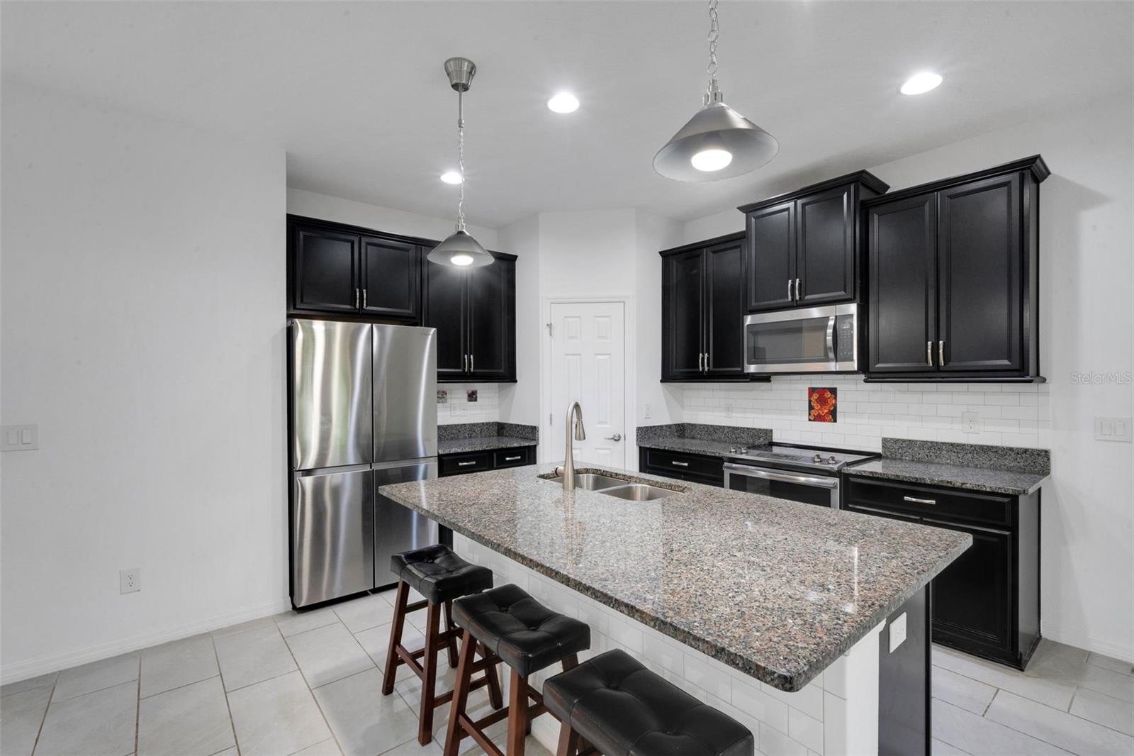 VISTA LKS/BAILEYS BLUFF - Residential