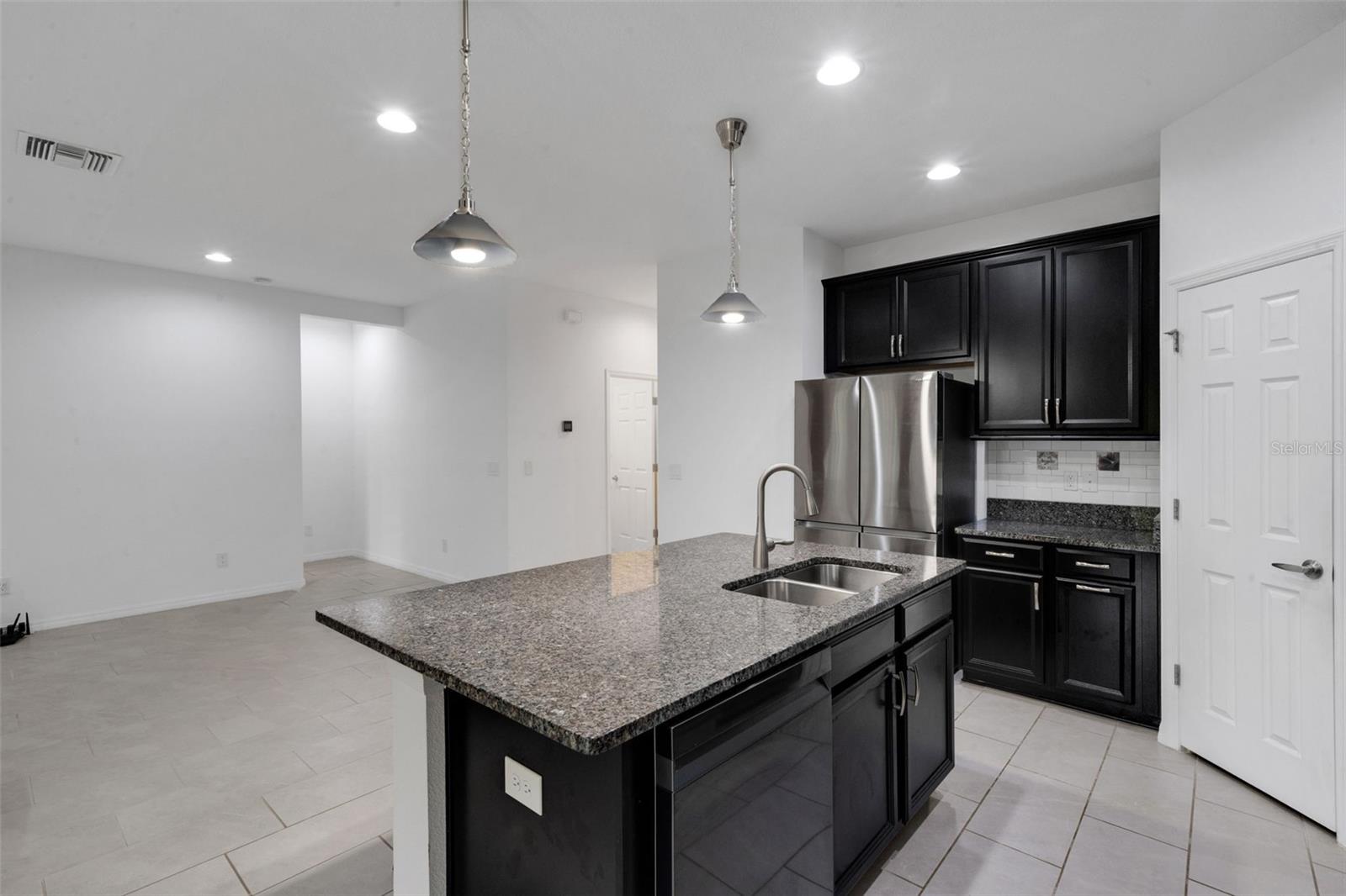 VISTA LKS/BAILEYS BLUFF - Residential