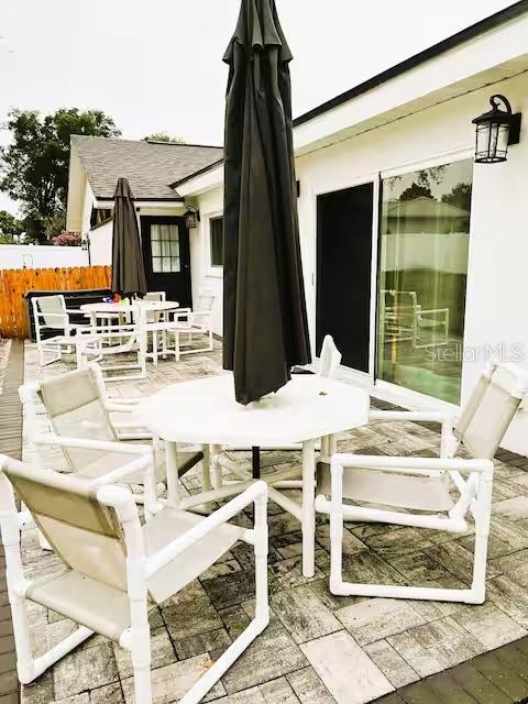 ROBINWOODS - Residential Lease