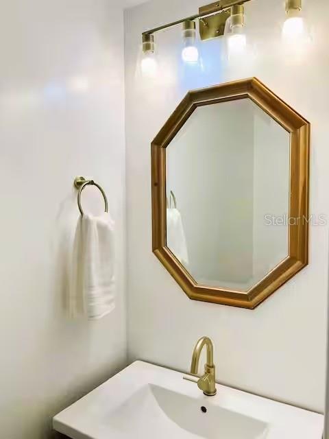 ROBINWOODS - Residential Lease