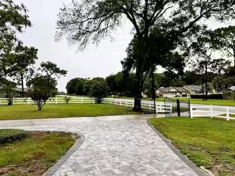 ROBINWOODS - Residential Lease