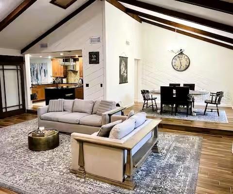 ROBINWOODS - Residential Lease