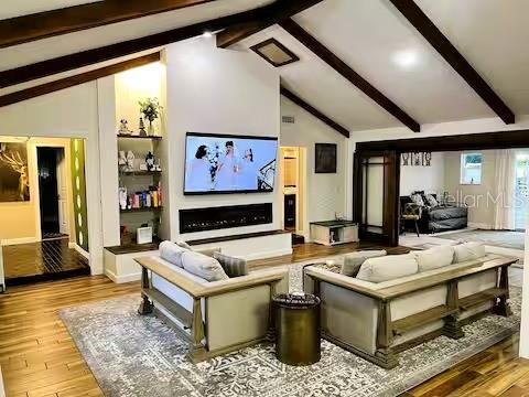 ROBINWOODS - Residential Lease