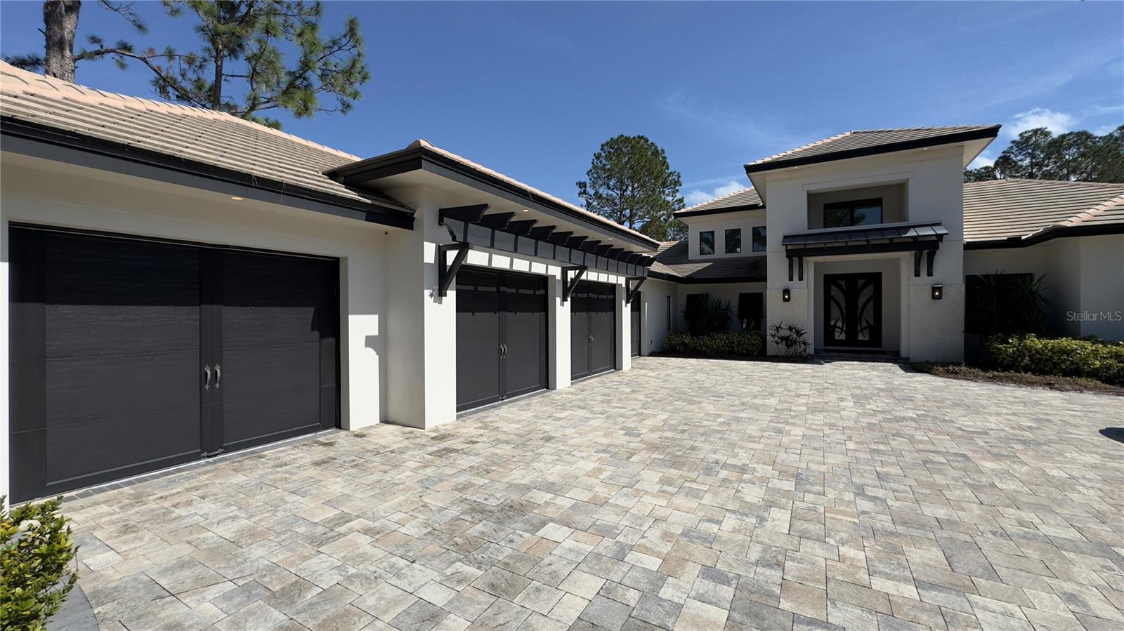 16902 VINCI WAY