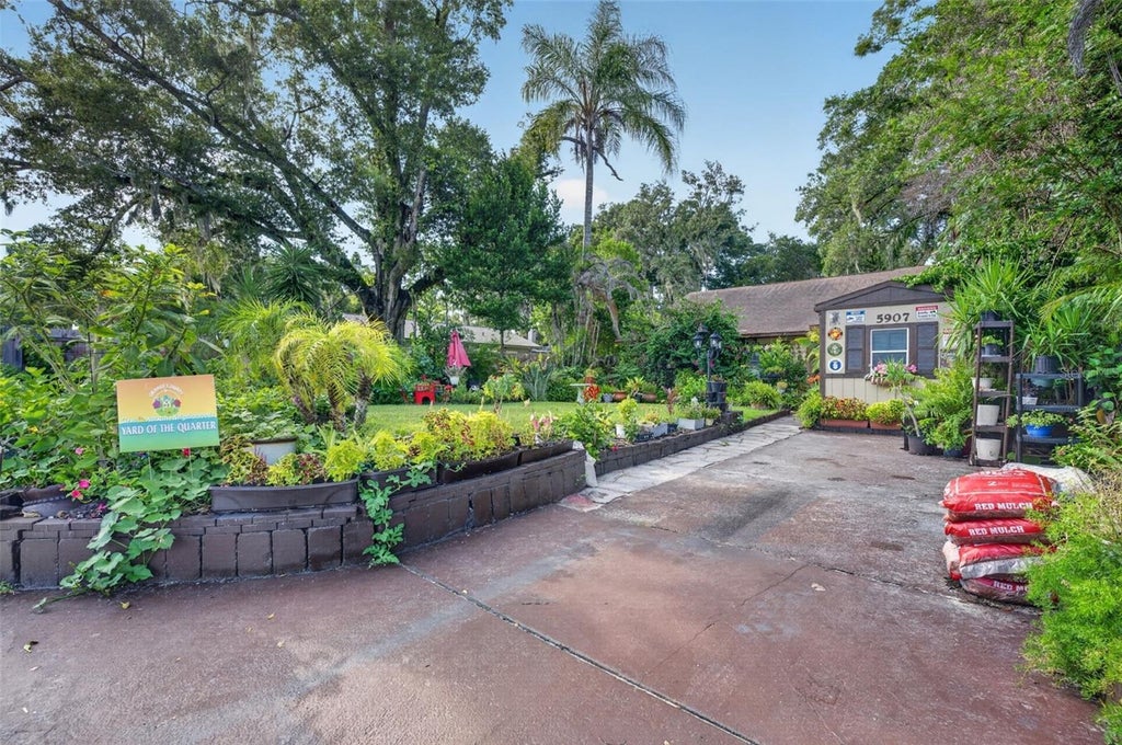 Photo of 5907 Uona Avenue, Orlando, FL 32835 (MLS # O6430127)