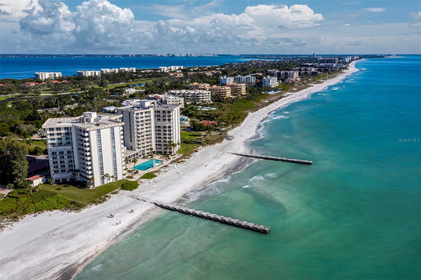 ISLANDER CLUB OF LONGBOAT - Residential