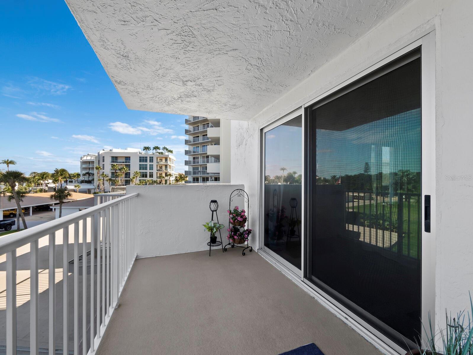 ISLANDER CLUB OF LONGBOAT - Residential