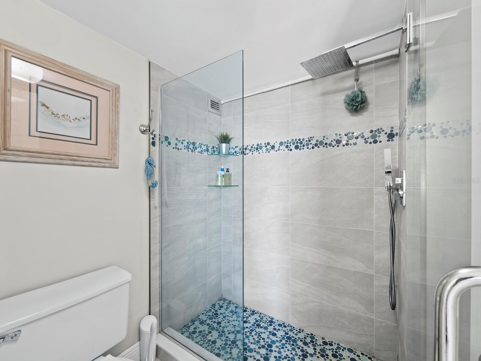 ISLANDER CLUB OF LONGBOAT - Residential