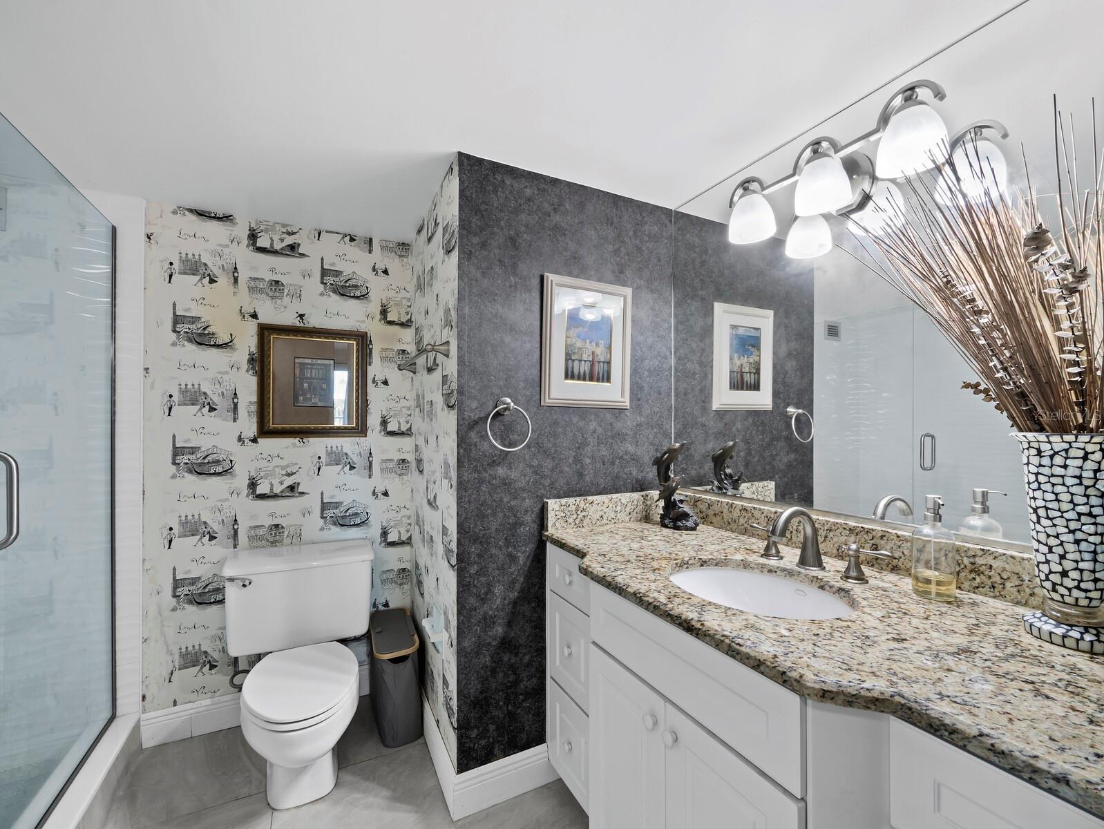 ISLANDER CLUB OF LONGBOAT - Residential