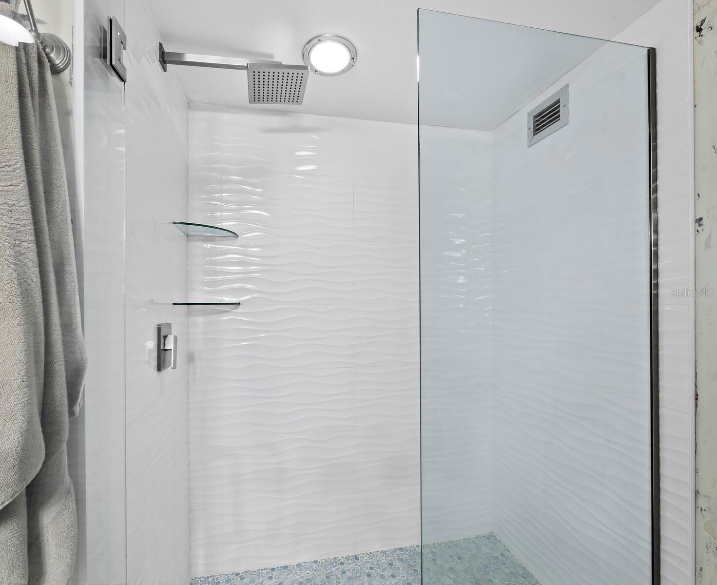 ISLANDER CLUB OF LONGBOAT - Residential