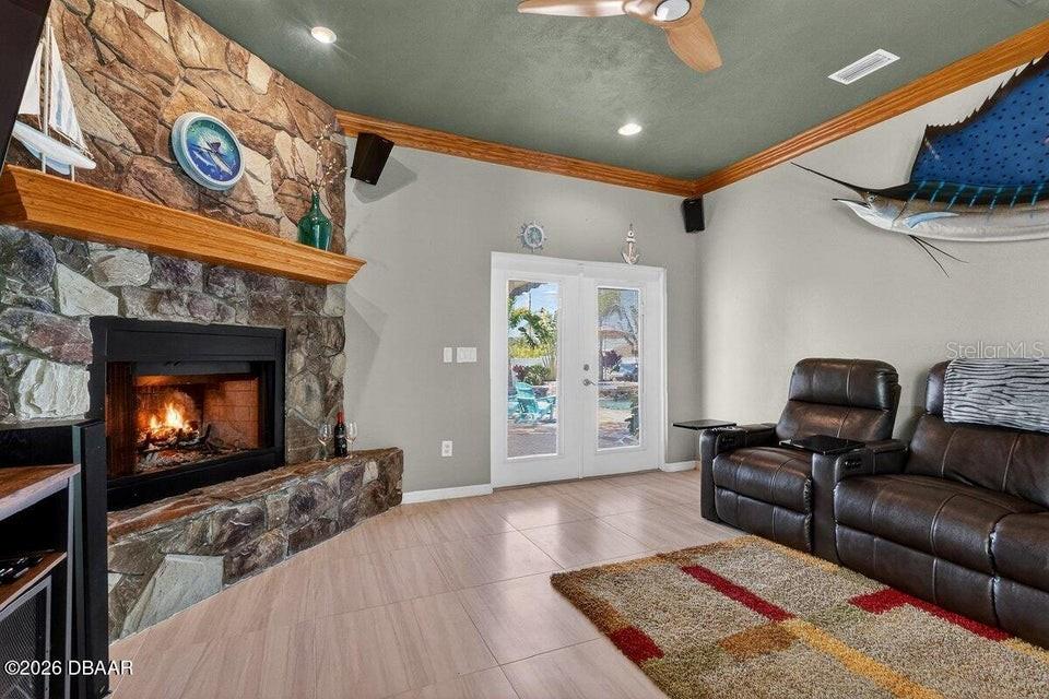 ORMOND BEACH PARK - Residential