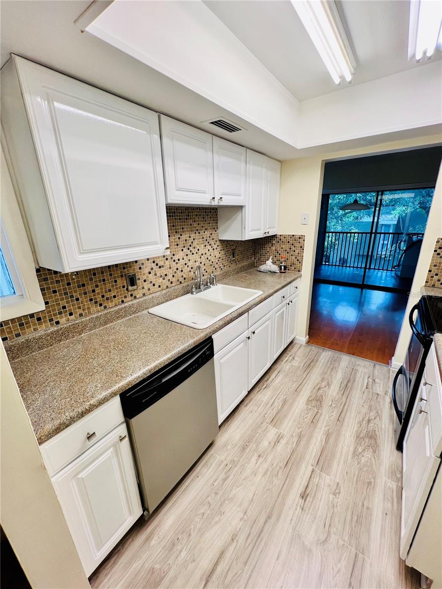 WINDHOVER CONDO - Residential