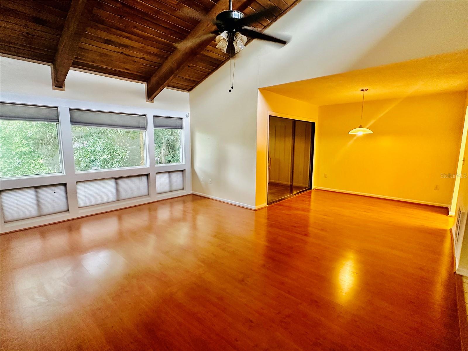 WINDHOVER CONDO - Residential