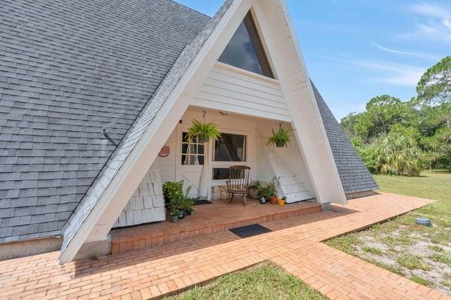 2121 DRESSAGE COVE