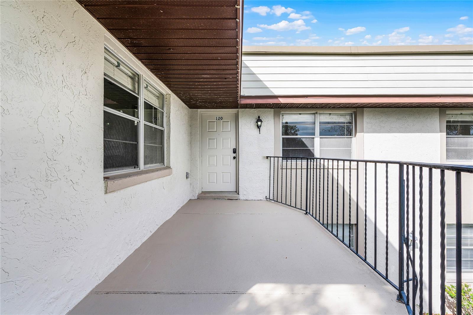 WINDTREE GARDENS CONDO PH 04 - Residential Lease