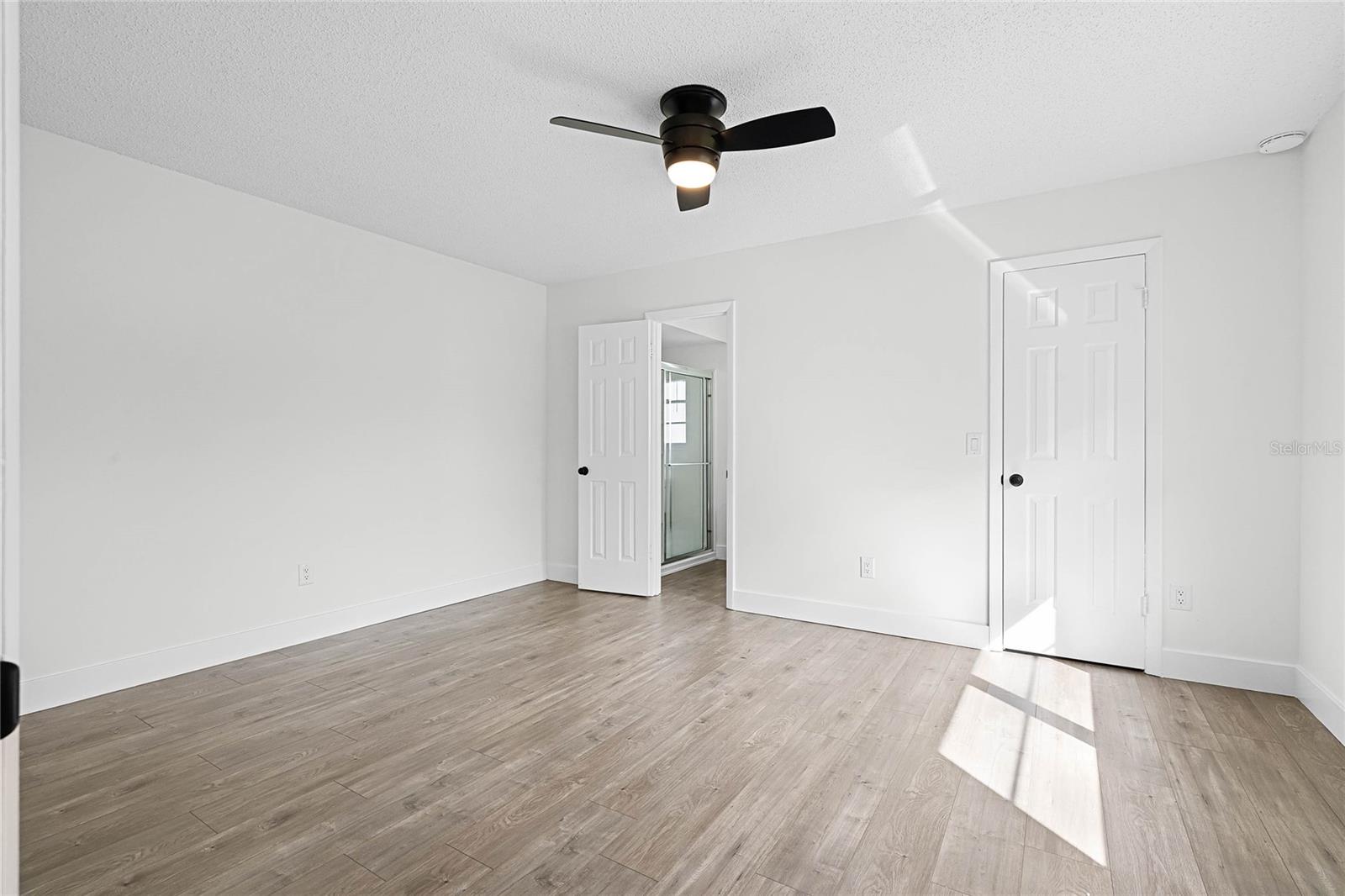 WINDTREE GARDENS CONDO PH 04 - Residential Lease