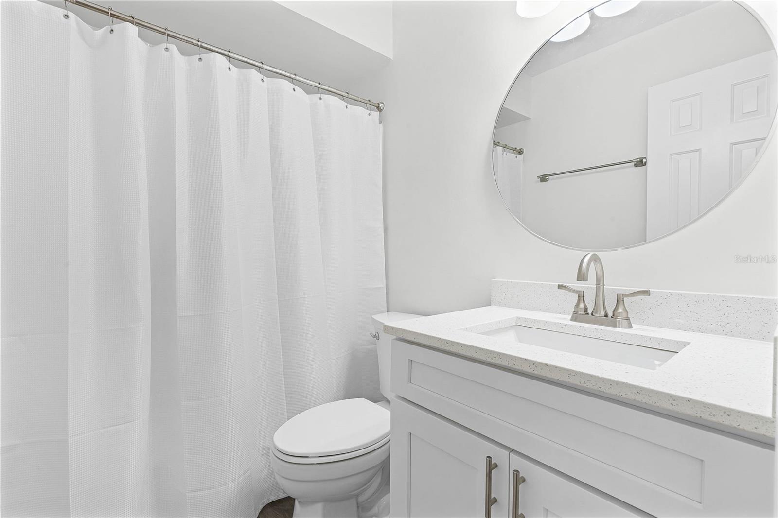 WINDTREE GARDENS CONDO PH 04 - Residential Lease