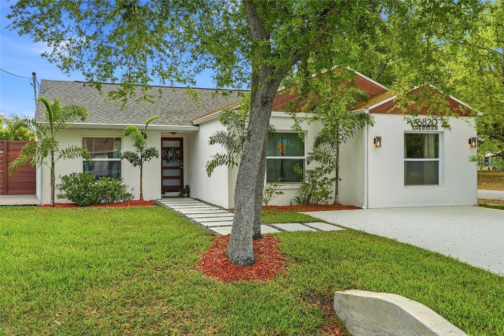 Photo of 6820 S Sheridan Road, Tampa, FL 33611 (MLS # TB8487824)