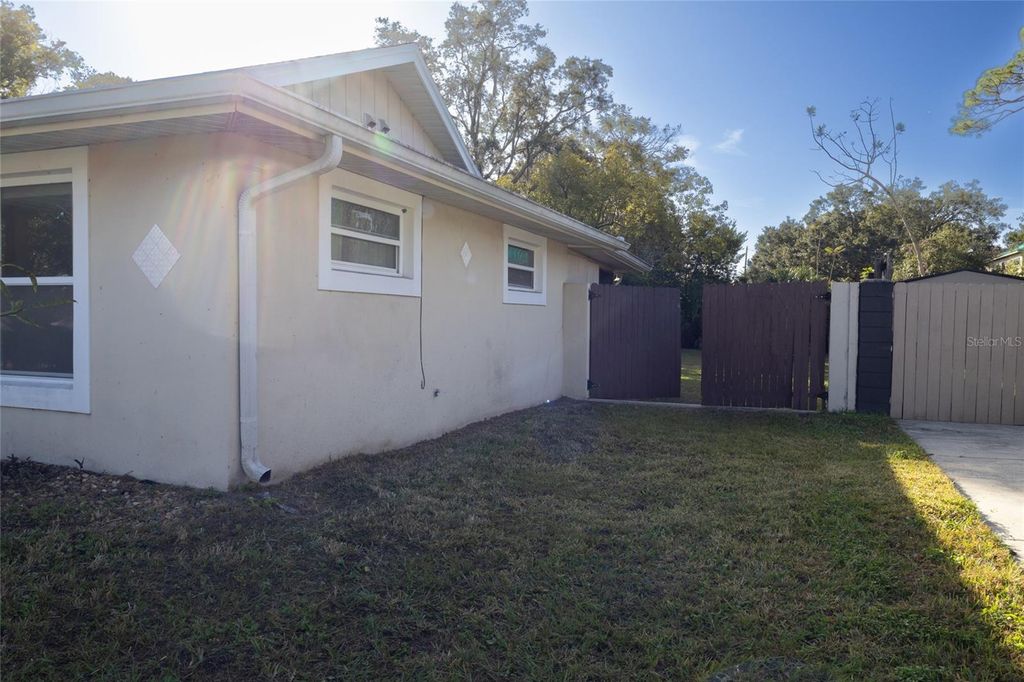 Photo of 1816 Azalea Avenue, Winter Park, FL 32789 (MLS # O6369603)
