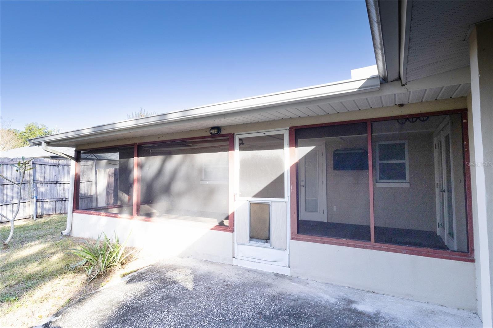 TEMPLE TERRACE - Residential