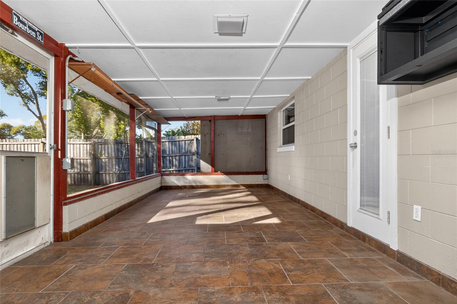 TEMPLE TERRACE - Residential