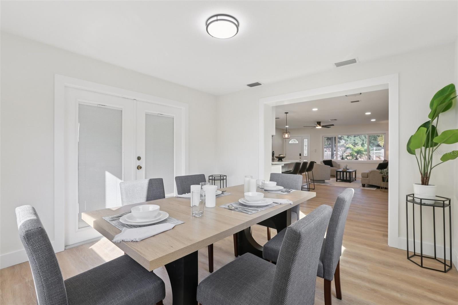 SHERWOOD FOREST SUB - Residential