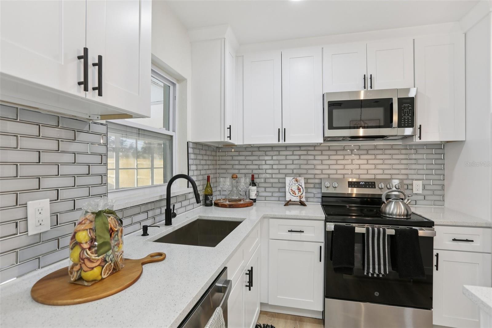 SHERWOOD FOREST SUB - Residential