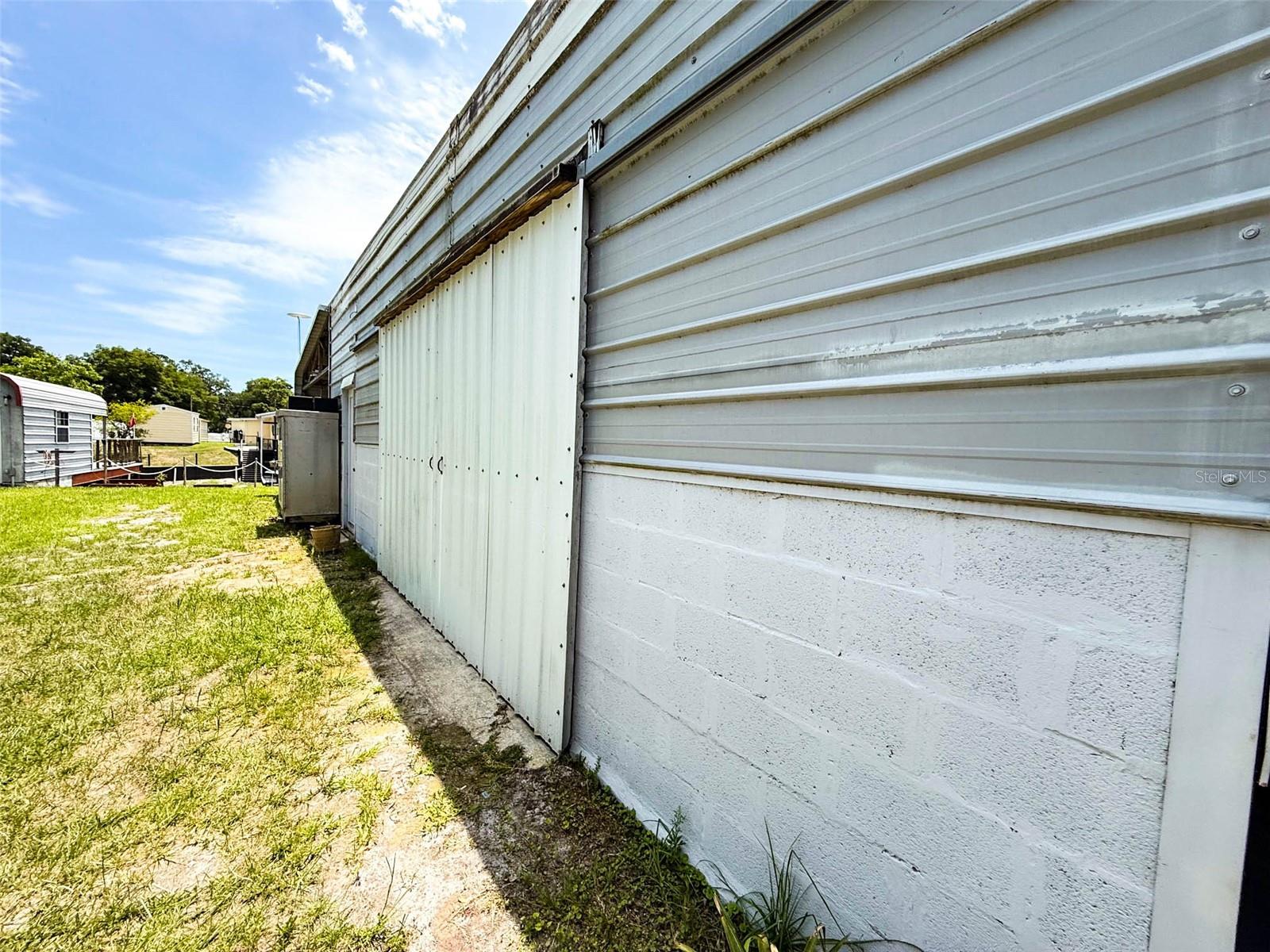 ST JOHNS RIVERSIDE ESTATES RIVEROAKS SEC 1ST ADD - Residential