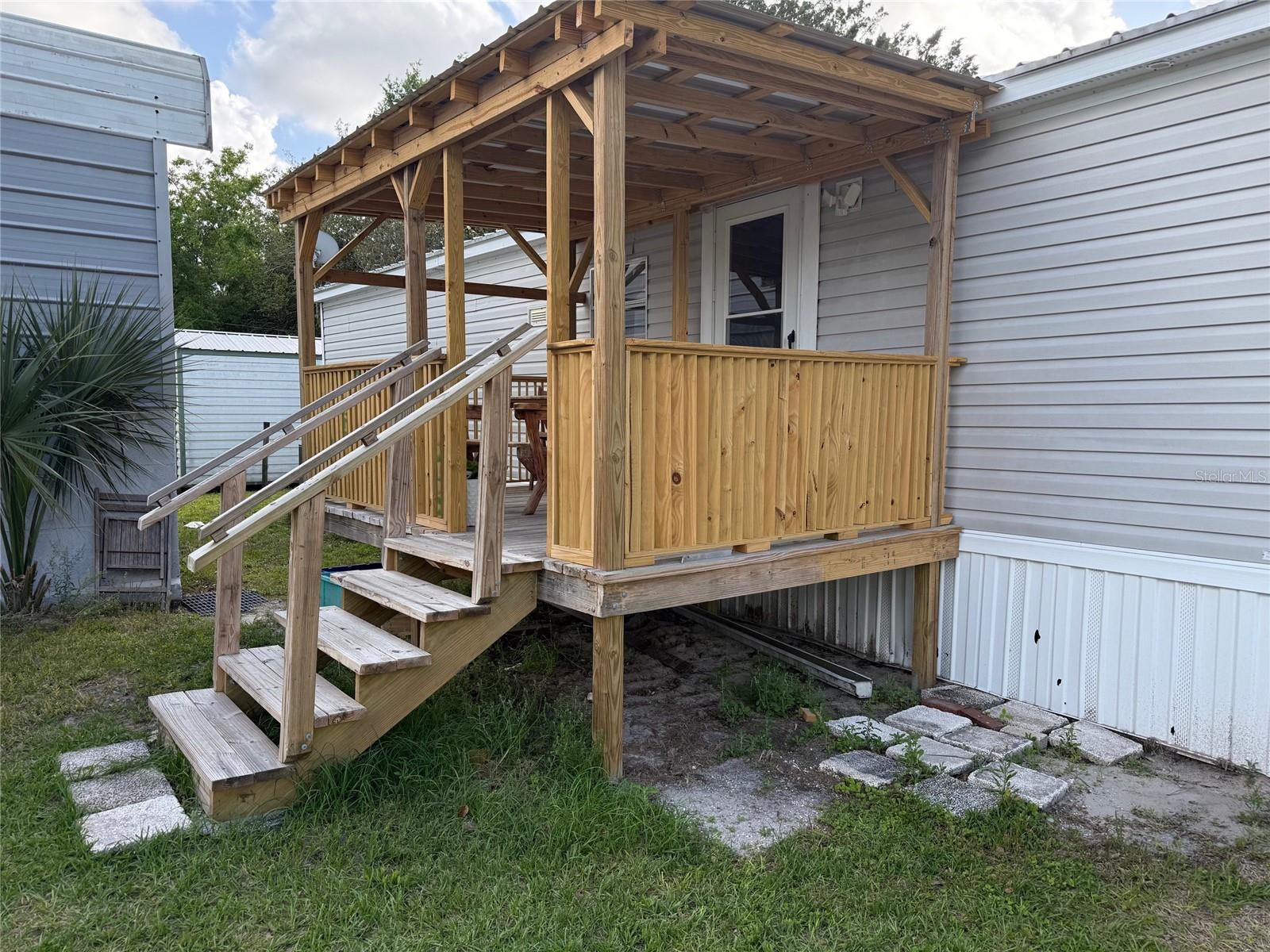 ST JOHNS RIVERSIDE ESTATES RIVEROAKS SEC 1ST ADD - Residential