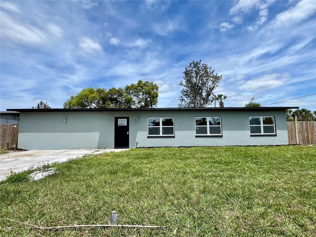 Photo of 701 Alfred Drive, Orlando, FL 32810 (MLS # R4911828)
