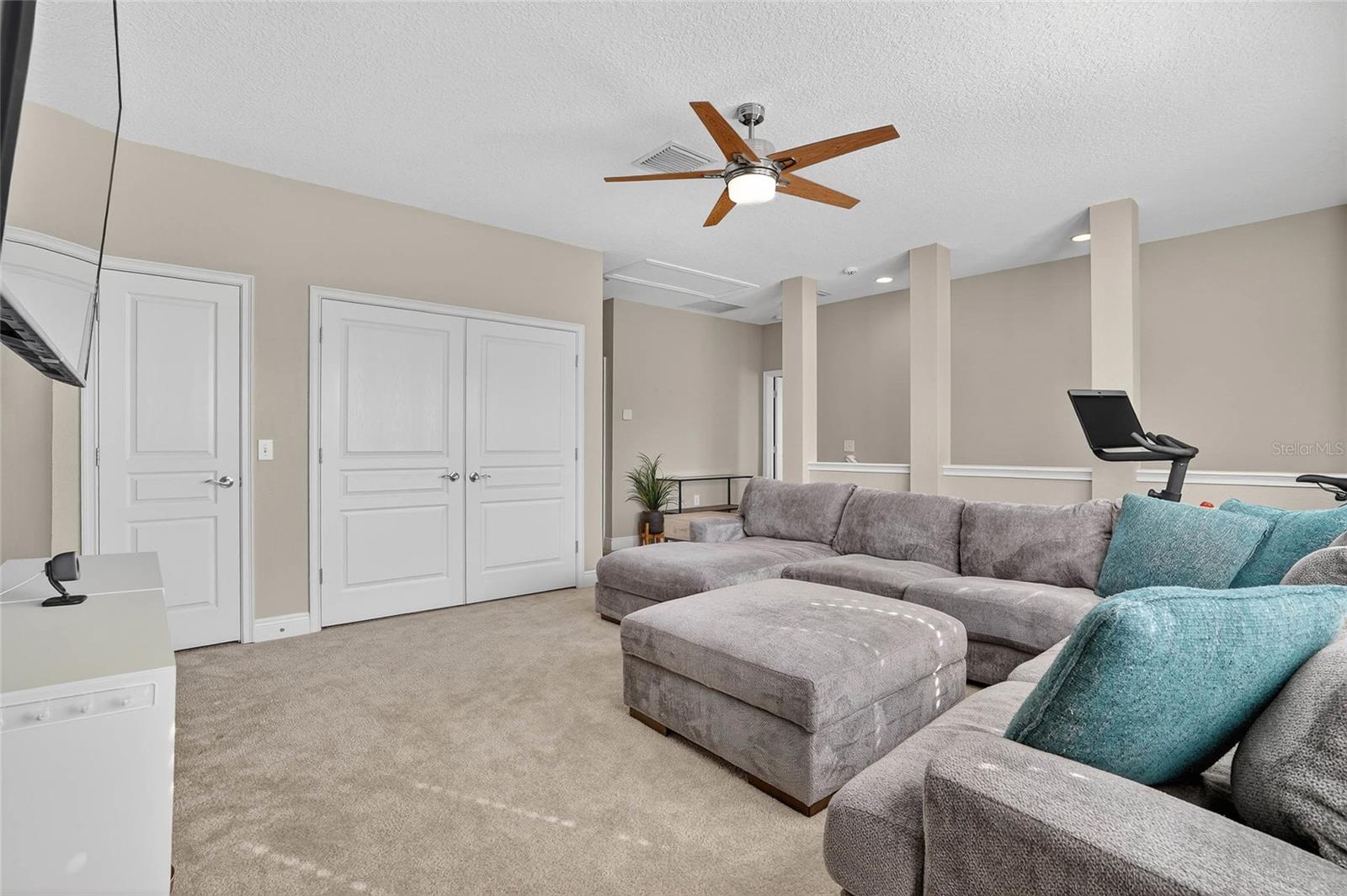 NORTH HYDE PARK - Residential