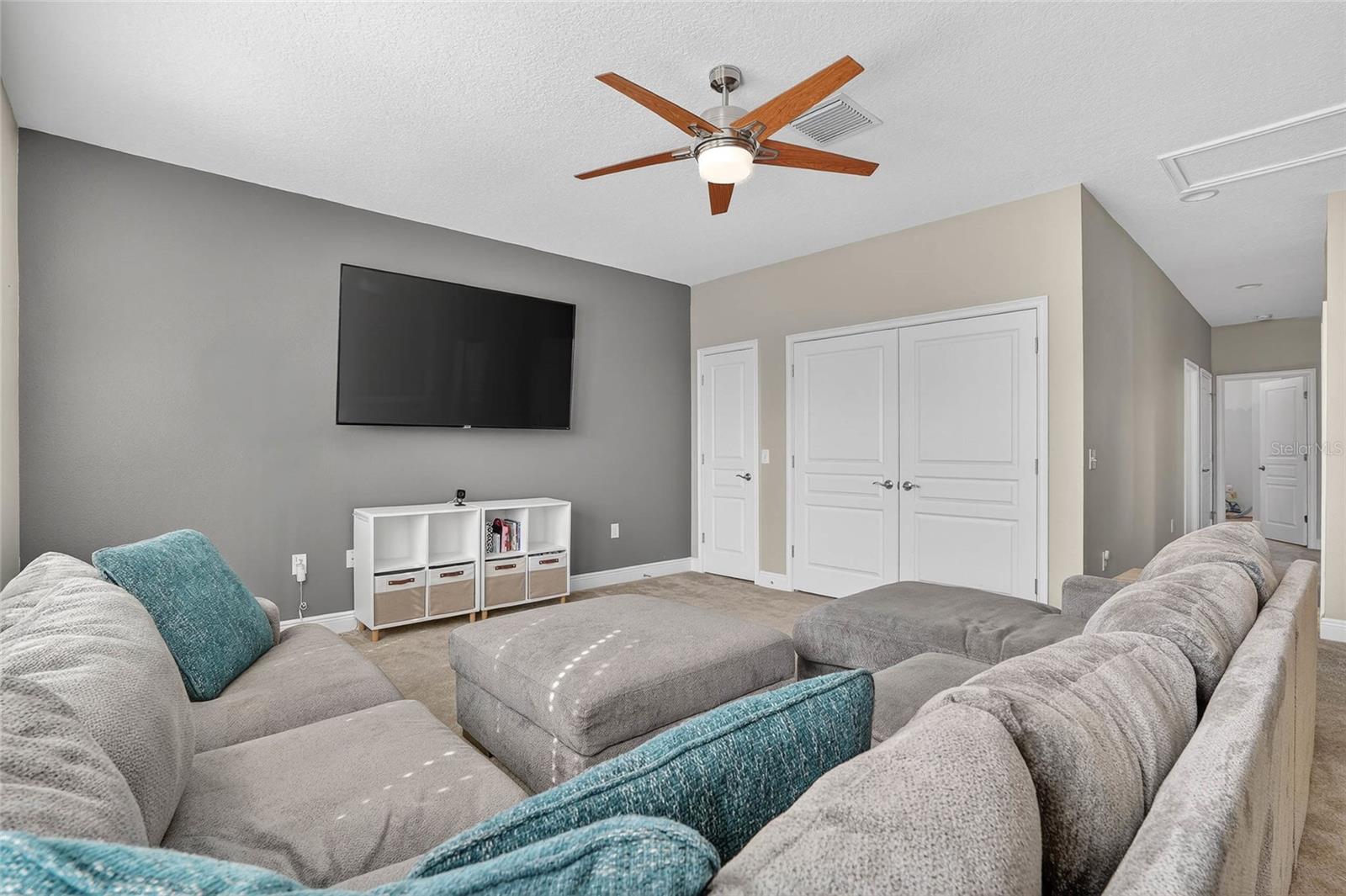 NORTH HYDE PARK - Residential