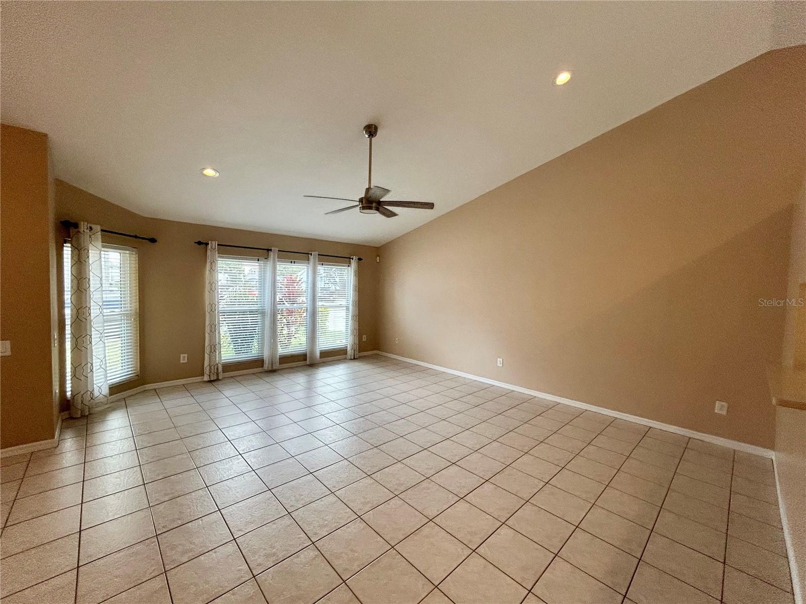 COLONY COVE - Residential Lease