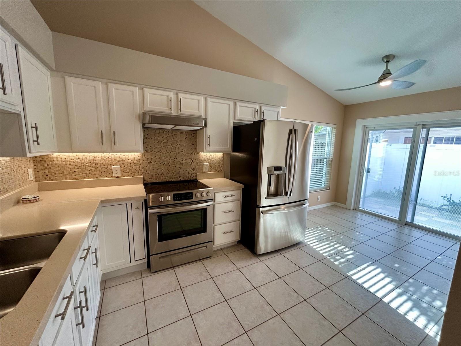 COLONY COVE - Residential Lease