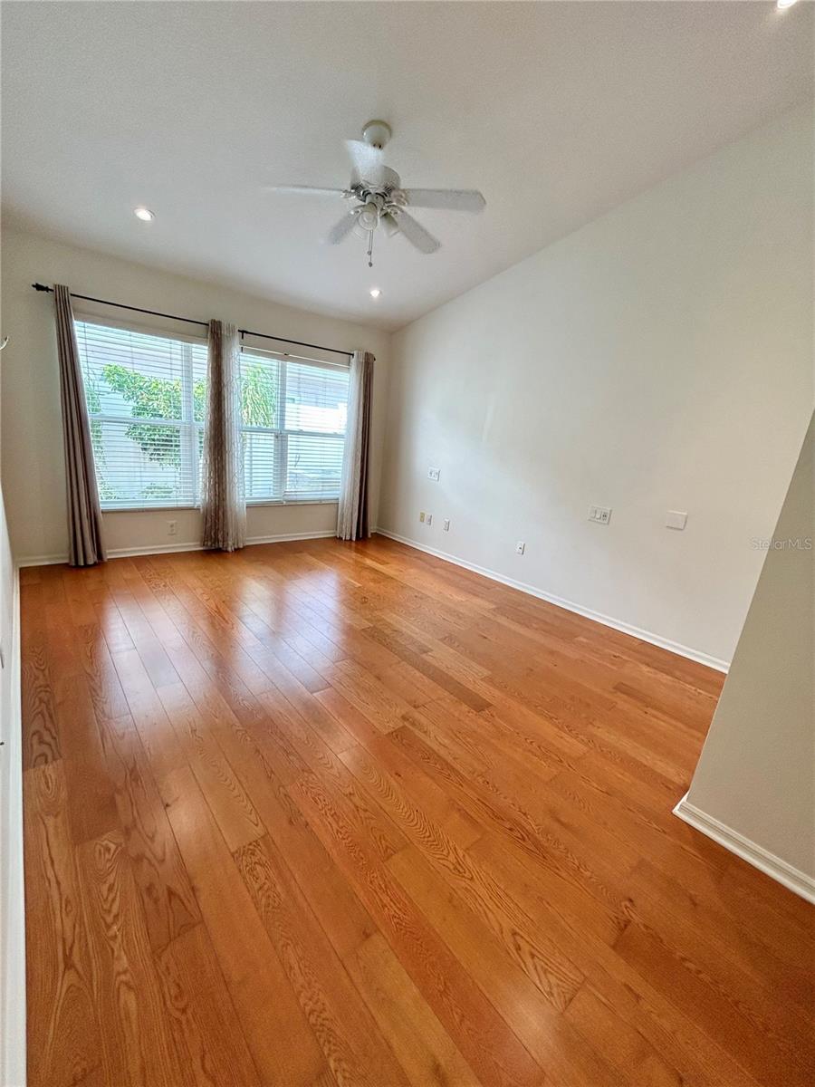 COLONY COVE - Residential Lease