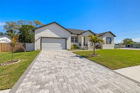 501 FLORIDA CIRCLE N APOLLO BEACH FL 33572