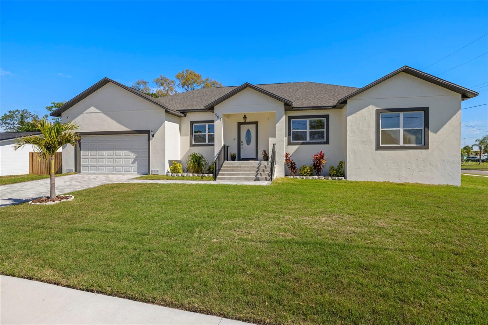 501 FLORIDA CIRCLE N