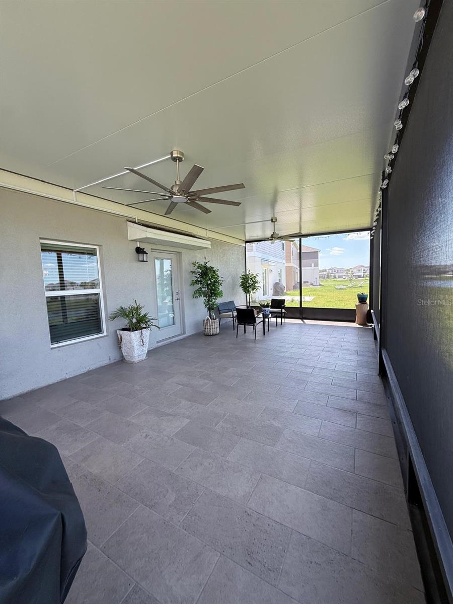 WESTVIEW 40S - Residential Lease
