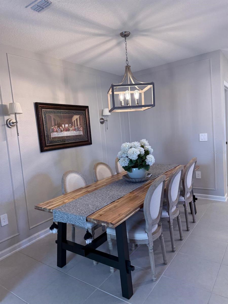WESTVIEW 40S - Residential Lease