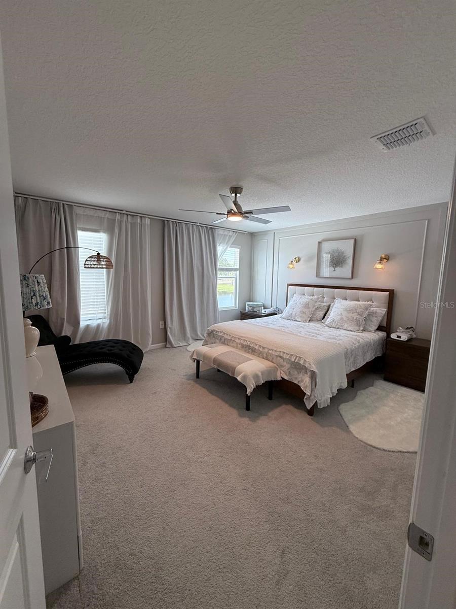WESTVIEW 40S - Residential Lease
