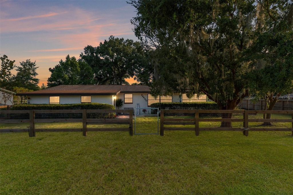 Photo of 24450 NE 127th Street, Fort Mccoy, FL 32134 (MLS # OM712165)