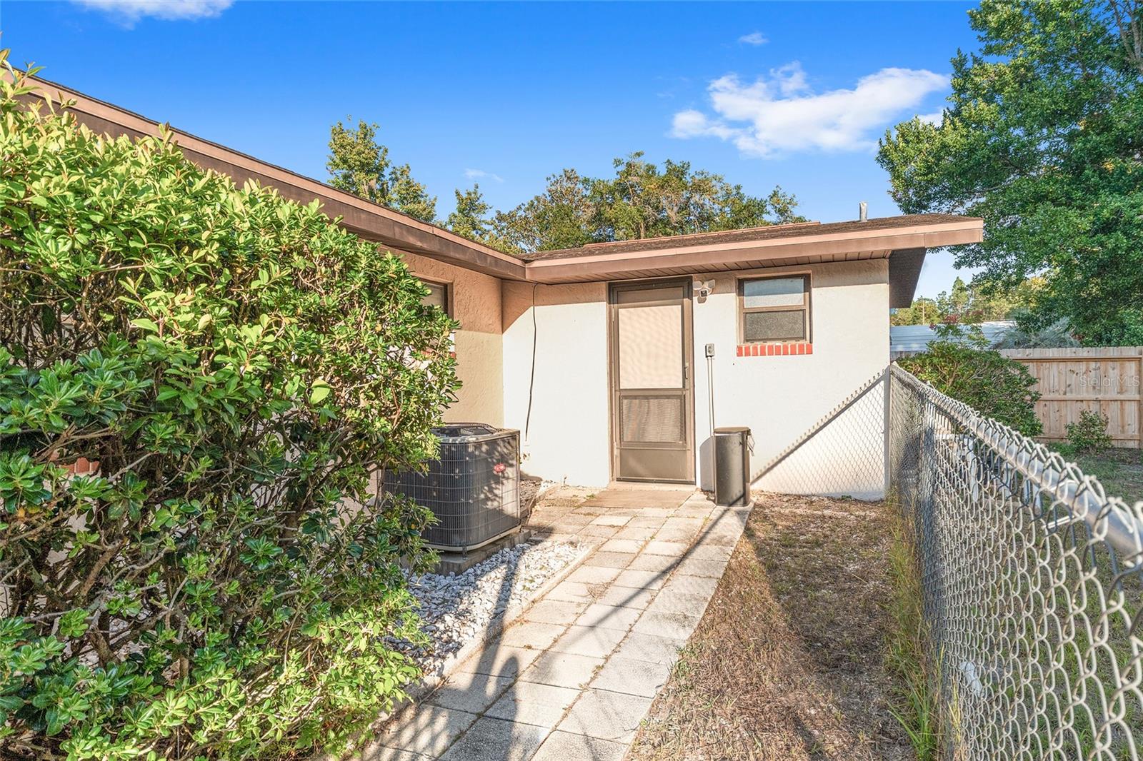 LOS HAVEN - Residential