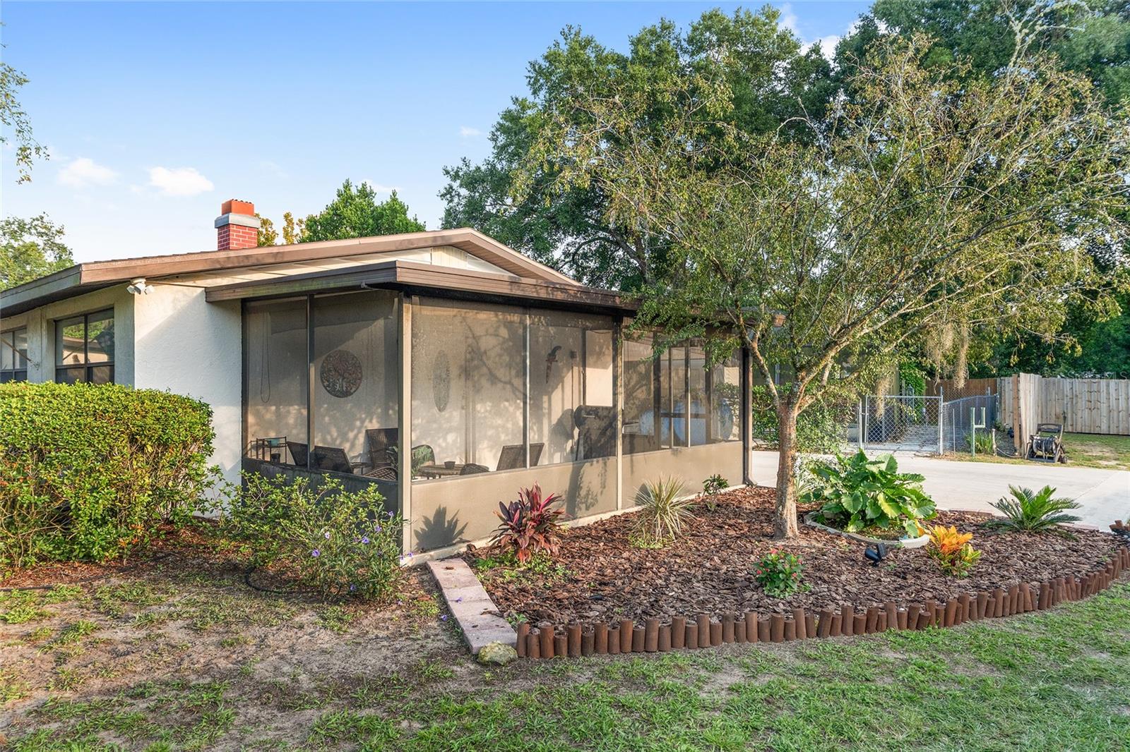 LOS HAVEN - Residential